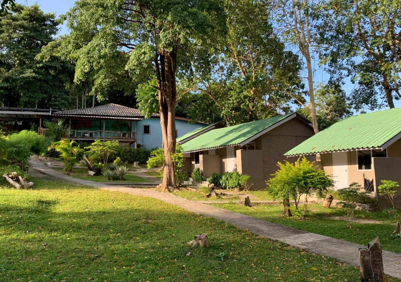 Siam Flora Resort Ko Lanta Exterior foto