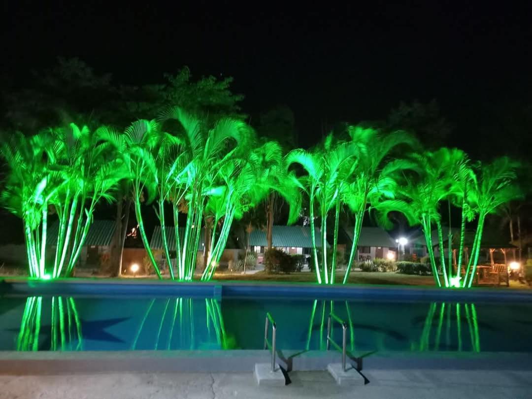 Siam Flora Resort Ko Lanta Exterior foto